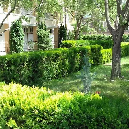 Apartment Flat Near The Sea *